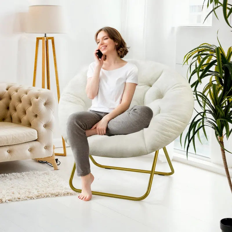 Foldable Faux Fur Saucer Chair with Plush Cushion and Metal Frame